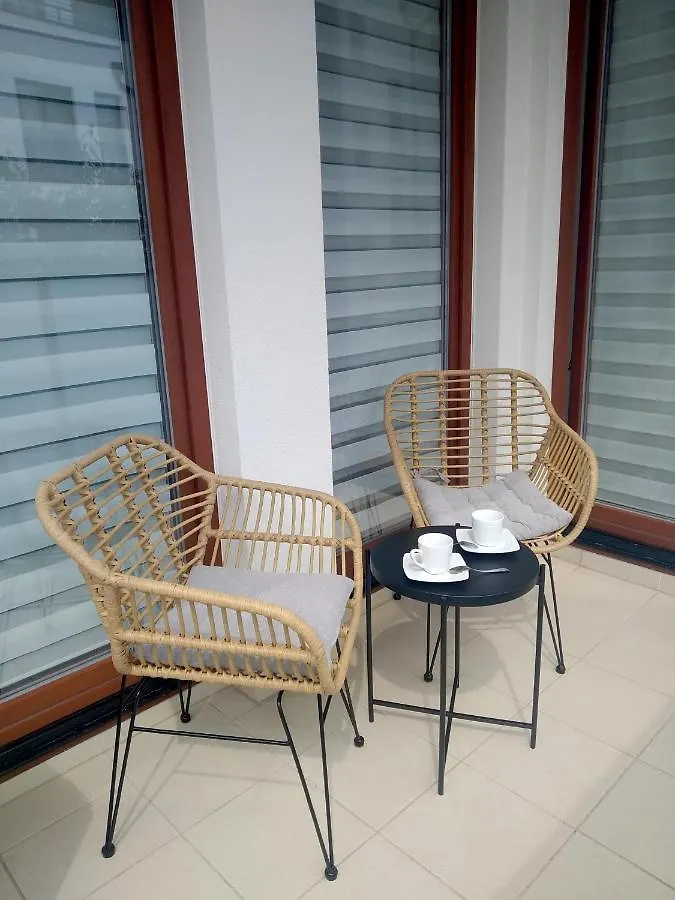 Daire Apartament Wzgorze Slowikow Varşova