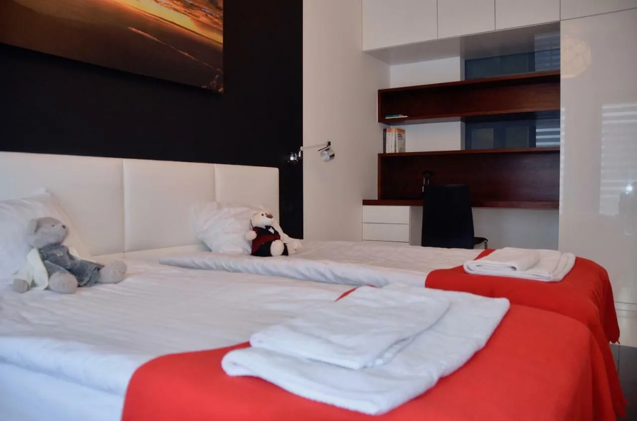 Apartament Wzgorze Slowikow Varşova Daire
